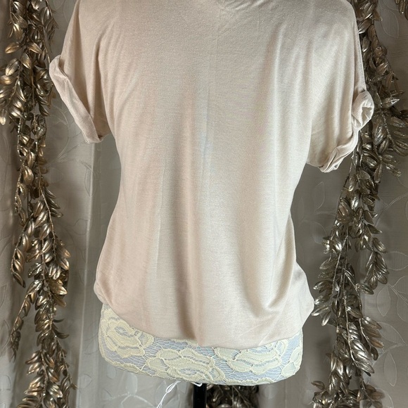 Daytrip Women’s Small Beige Sequin Floral Top Bubble Hem Retro Chic (flawed) - Picture 5 of 9